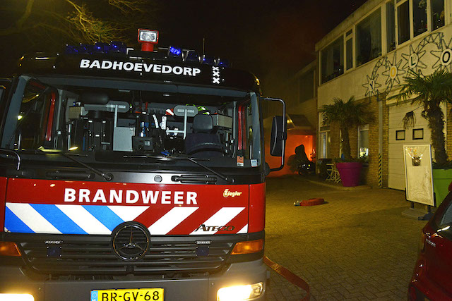 2018/47/20180218-02u06 GB 007 Zeer grote brand Jan van Gentstraat.jpg